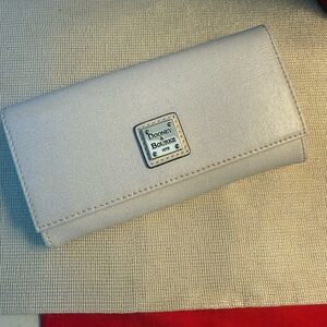 Done y & Bourke Light cream Wallet